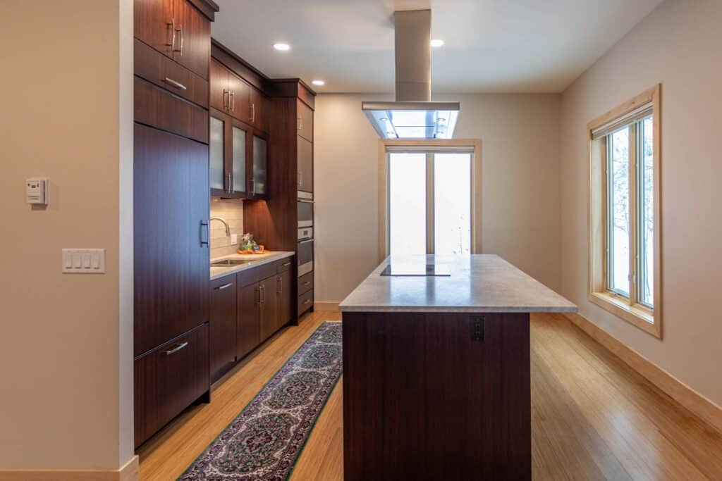 Sandy Kitchen Remodeler for Island Finished Countertop
