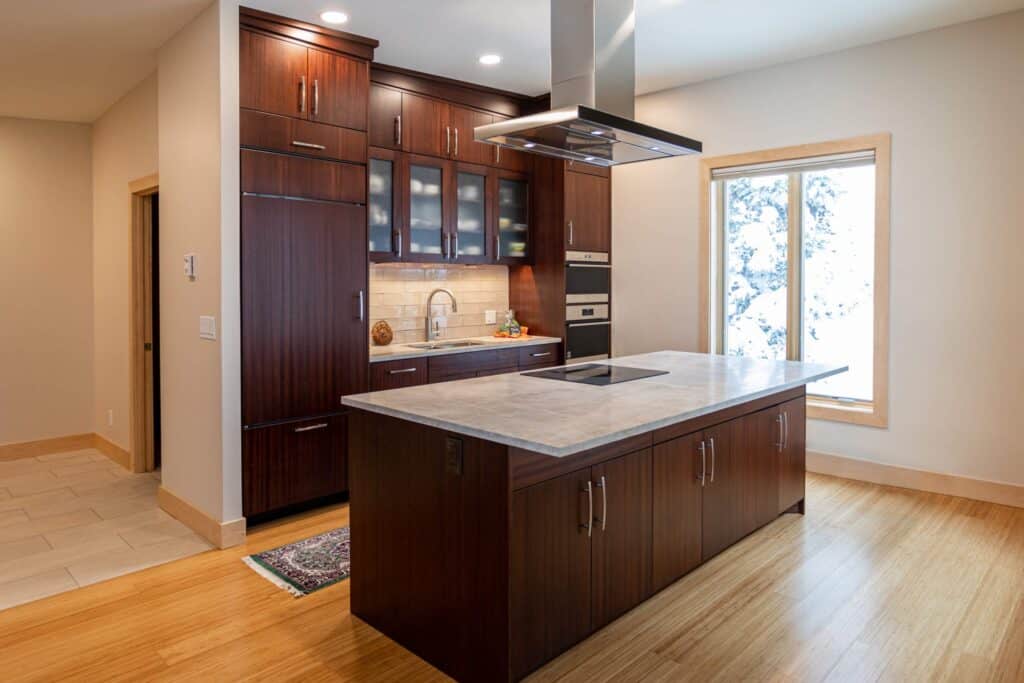 Sandy Kitchen Remodeler for Sapele Mahogany Cabinets