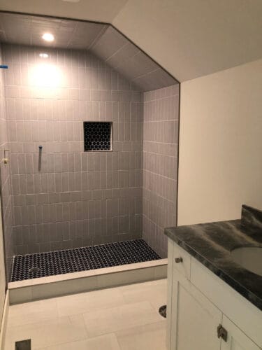 new bathroom taking shape